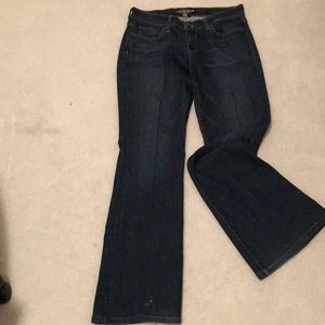 Lucky Sweet ‘n Flare jeans